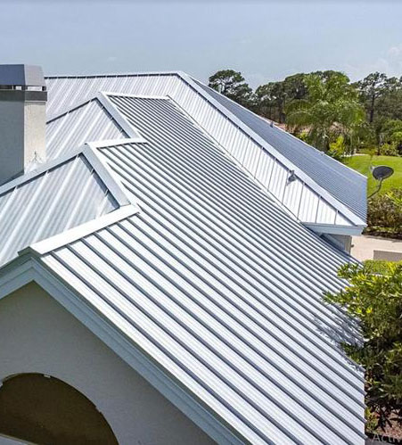 house with aluminum metal roof in port st lucie